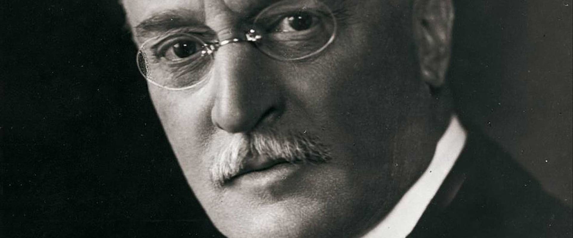 The Fascinating Story of Rudolf Diesel and His Diesel Engine